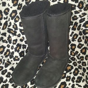 Black UGGs